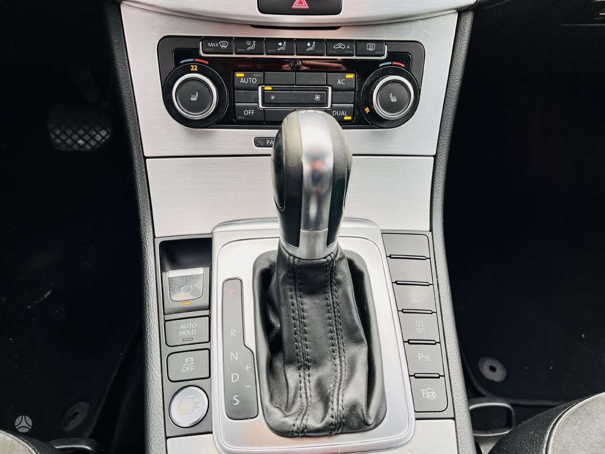 Volkswagen Passat, 2.0 l., universalas