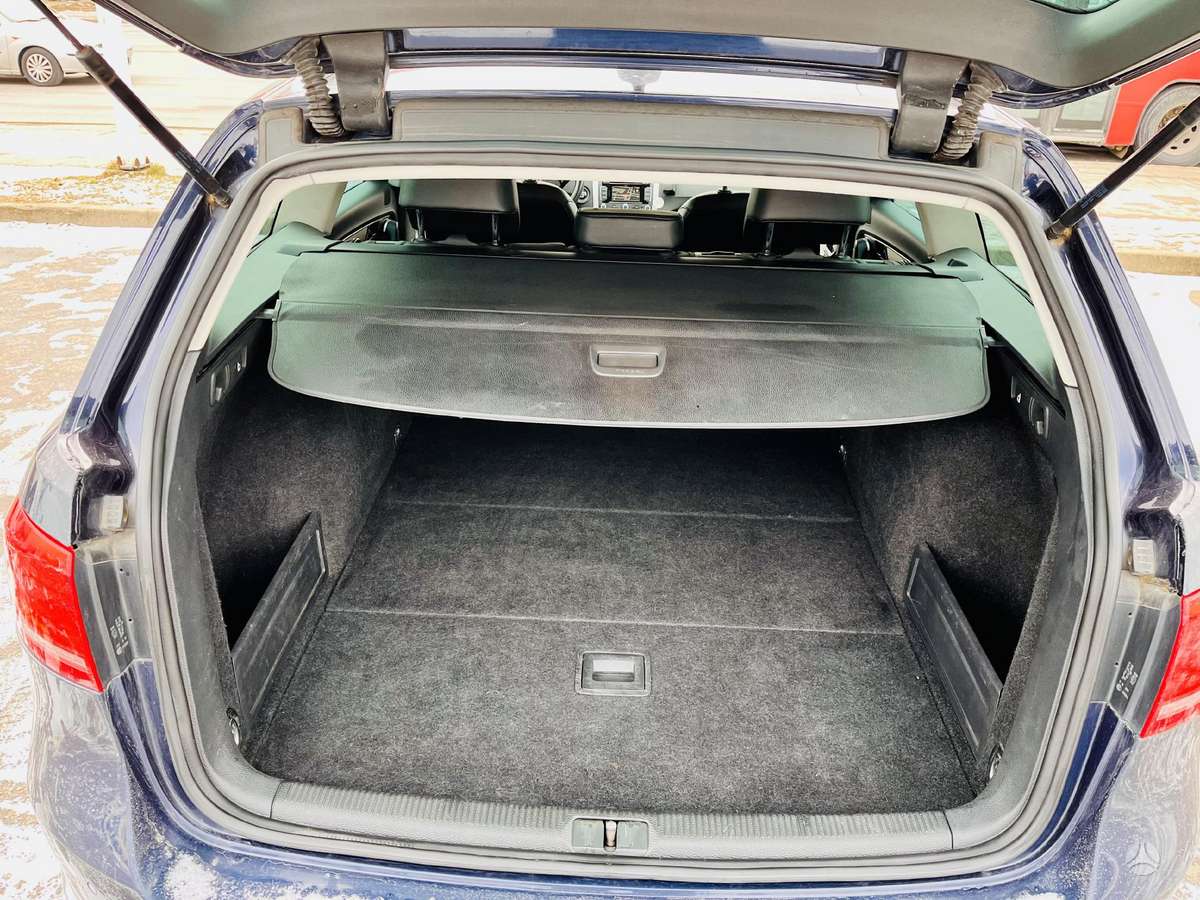 Volkswagen Passat, 2.0 l., universalas
