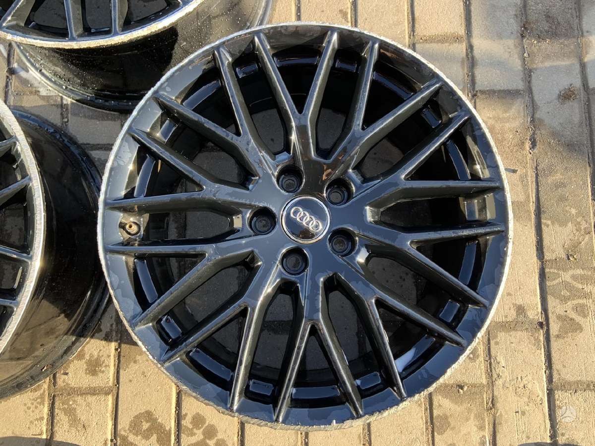 Audi 8W0601025DD, легкосплавные , R18
