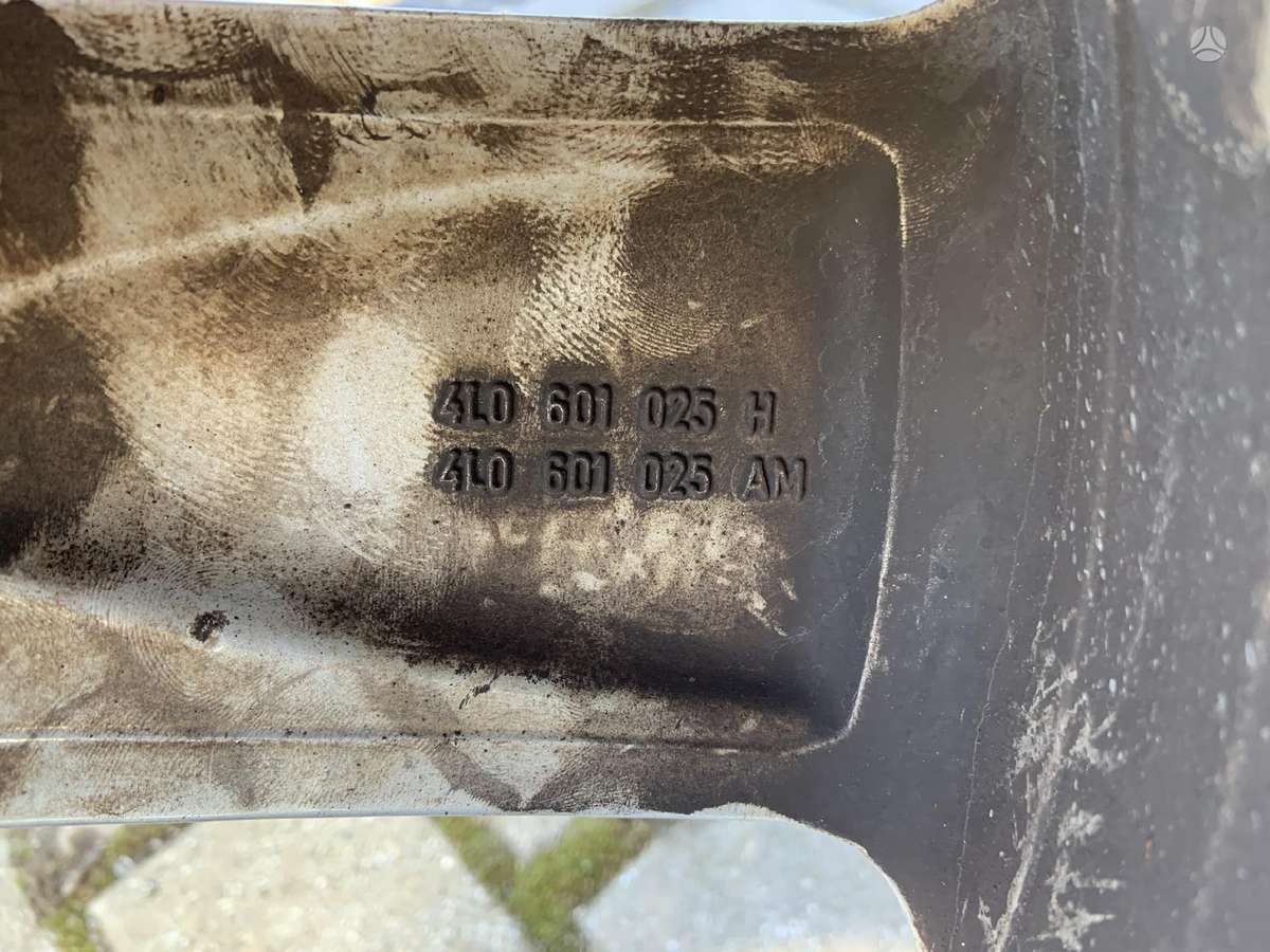 Audi 8W0601025DD, light alloy, R18