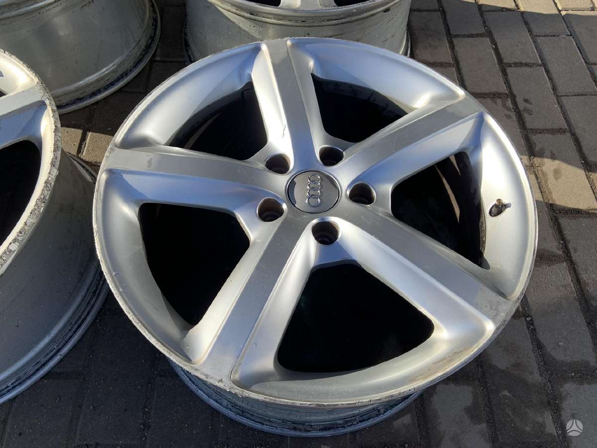 Audi 4L0601025H, light alloy, R20