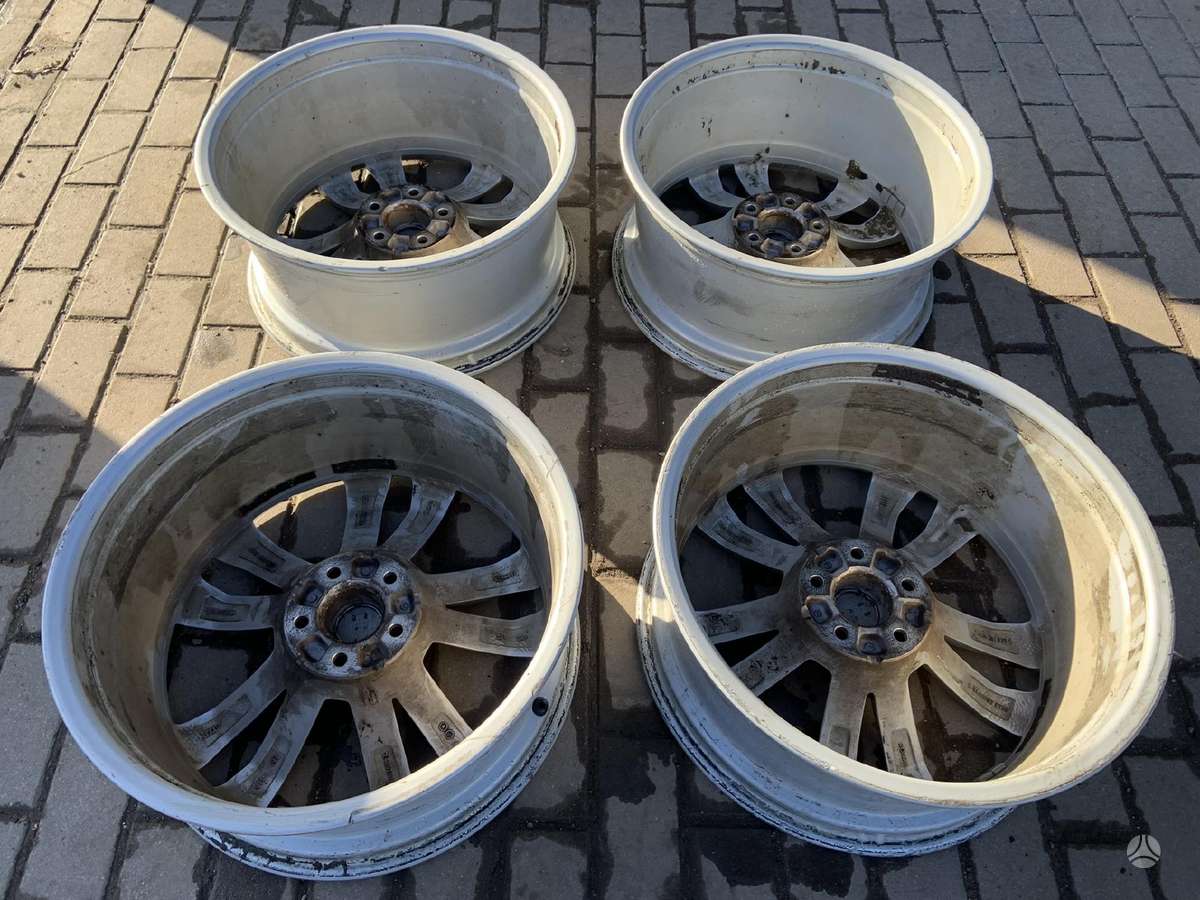 Audi 4M0601025C, lengvojo lydinio, R19