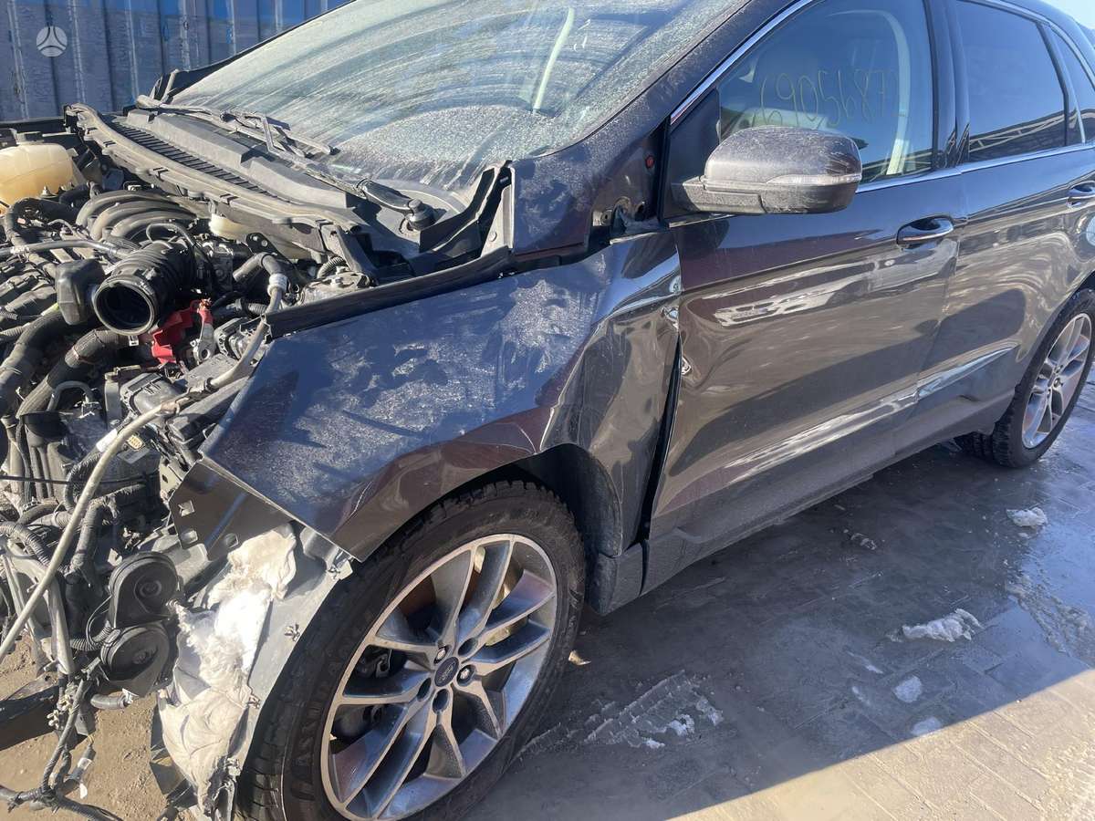 Ford Edge dalimis. Titanium r20 geros padangos