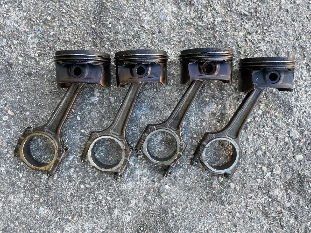 Opel Astra, A14NET, pistons