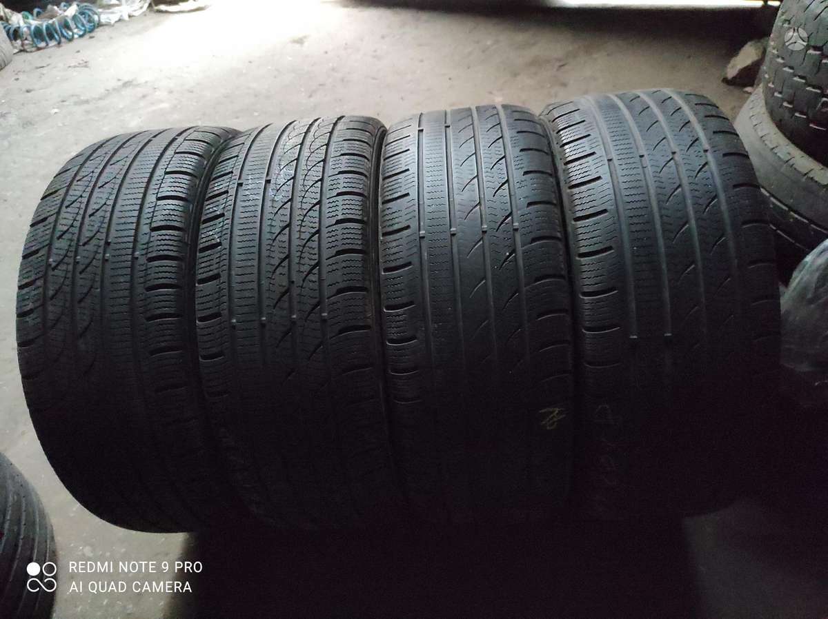 Continental, зимние 225/45 R17