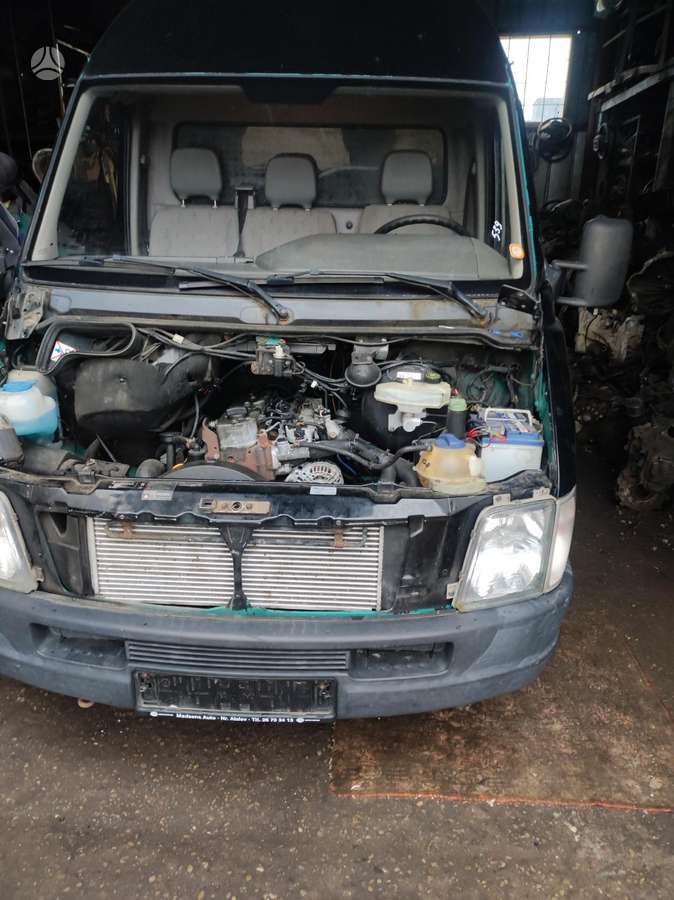 Volkswagen LT-35, cargo vans