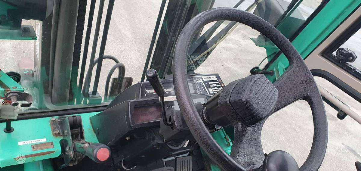 Mitsubishi FD25T, forklifts