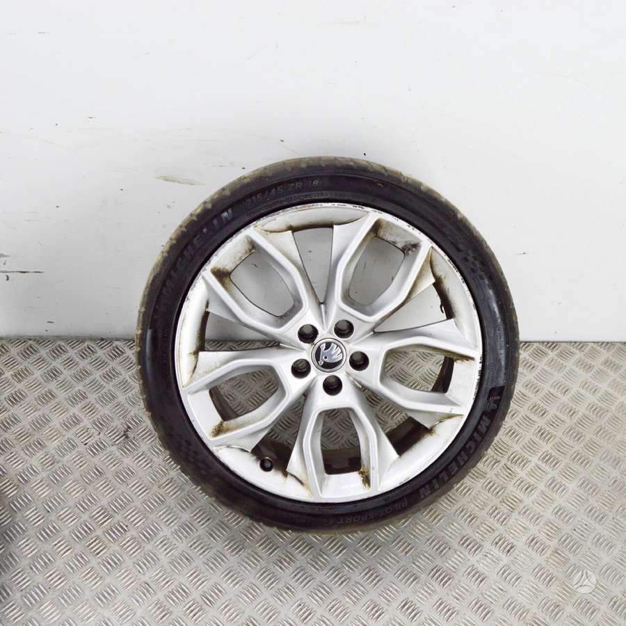 Skoda KAMIQ, легкосплавные , R18