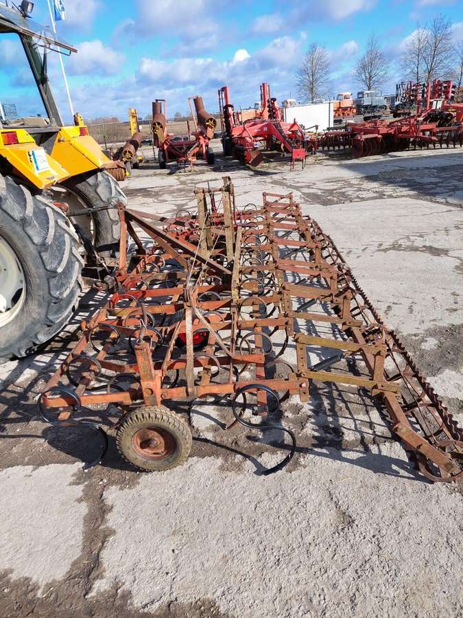 Kongskilde 450, kultivatoriai,akėčios