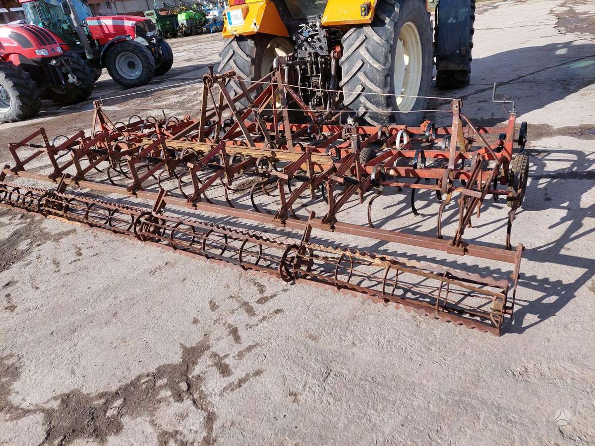 Kongskilde 450, kultivatoriai,akėčios