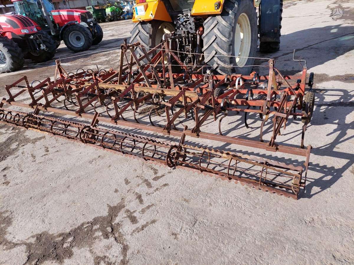 Kongskilde 450, kultivatoriai,akėčios