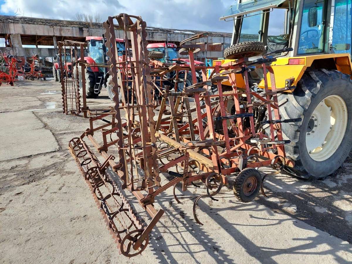 Kongskilde 450, kultivatoriai,akėčios