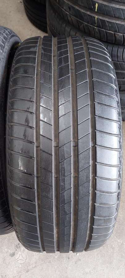 Bridgestone, летние 235/40 R19
