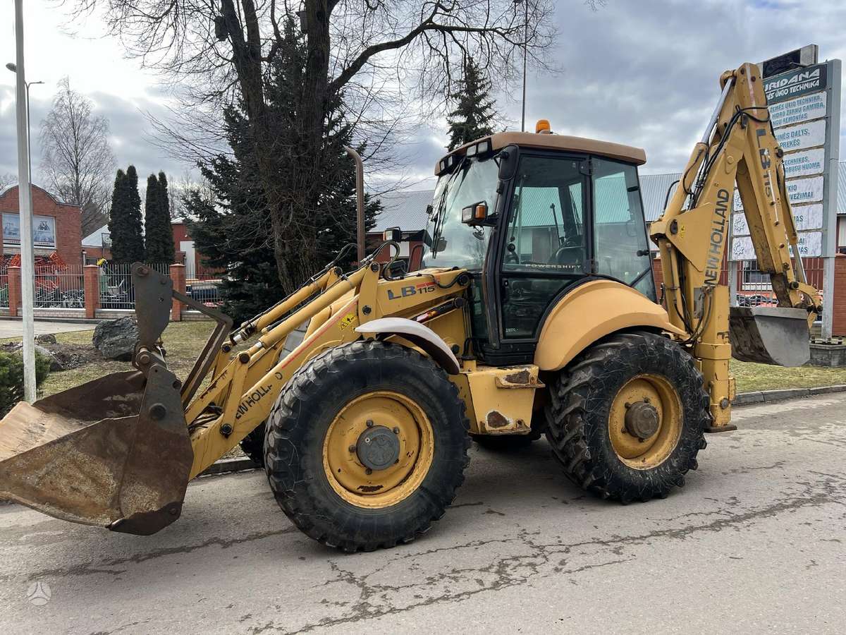 New Holland LB 115, excavator loader