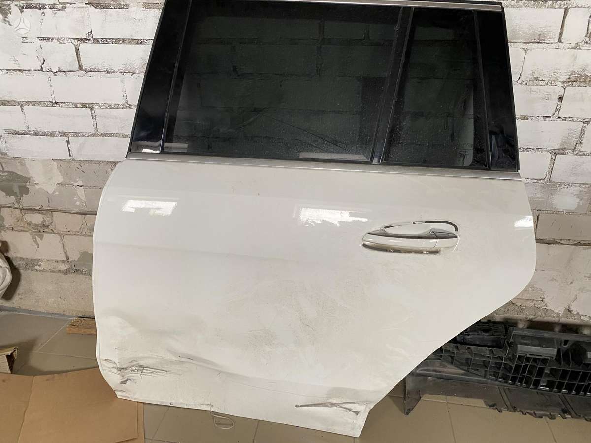 Mercedes-Benz GLS450 pusašiai, stabdžių diskai