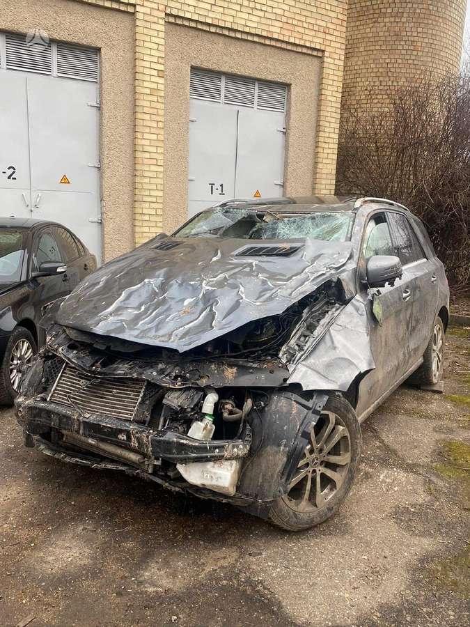 Mercedes-Benz GLE350