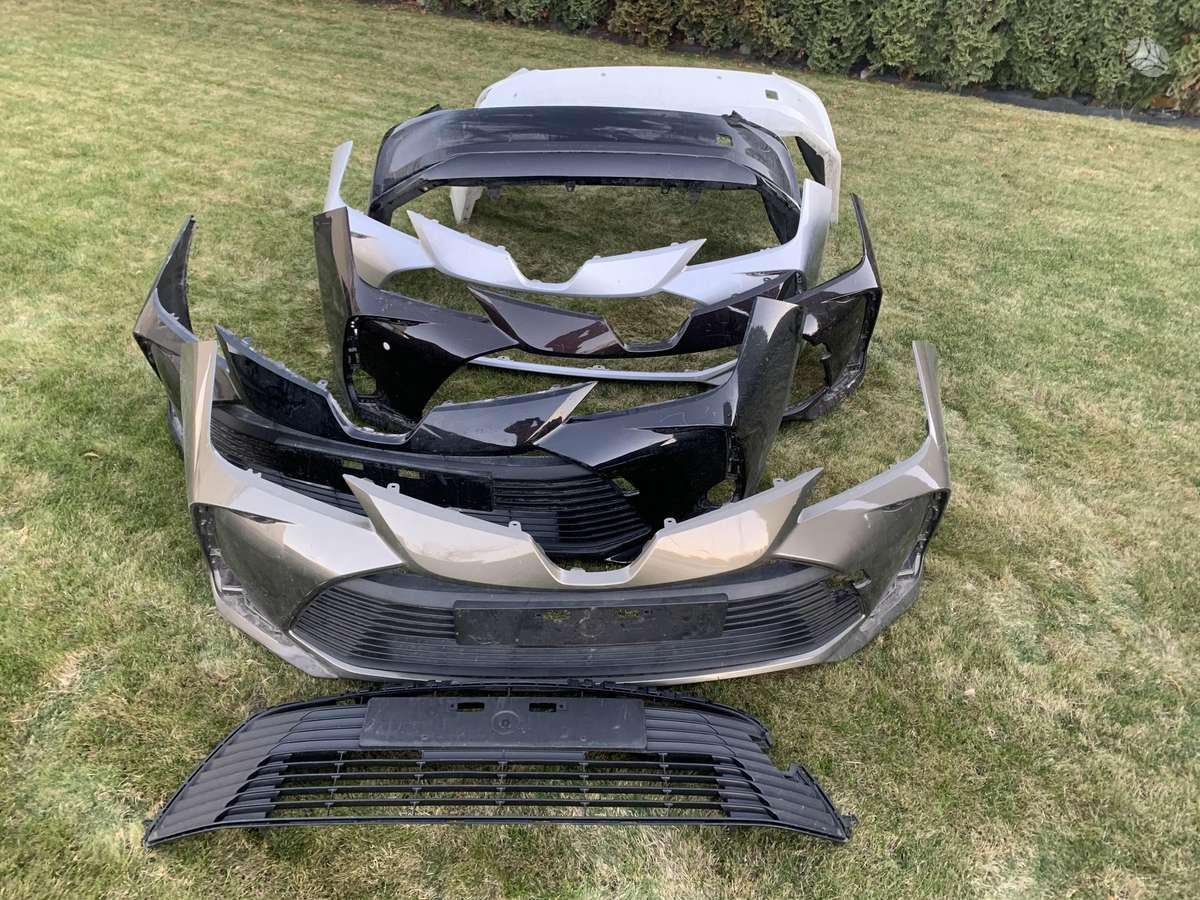 Toyota Corolla Sedanas
