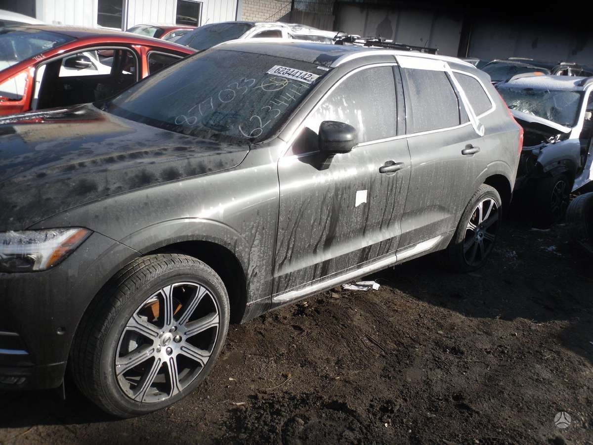 Volvo XC60 по частям