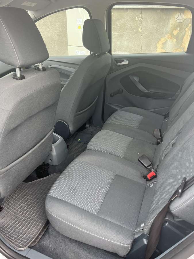 Ford C-MAX Dėžės defektas rida 156k