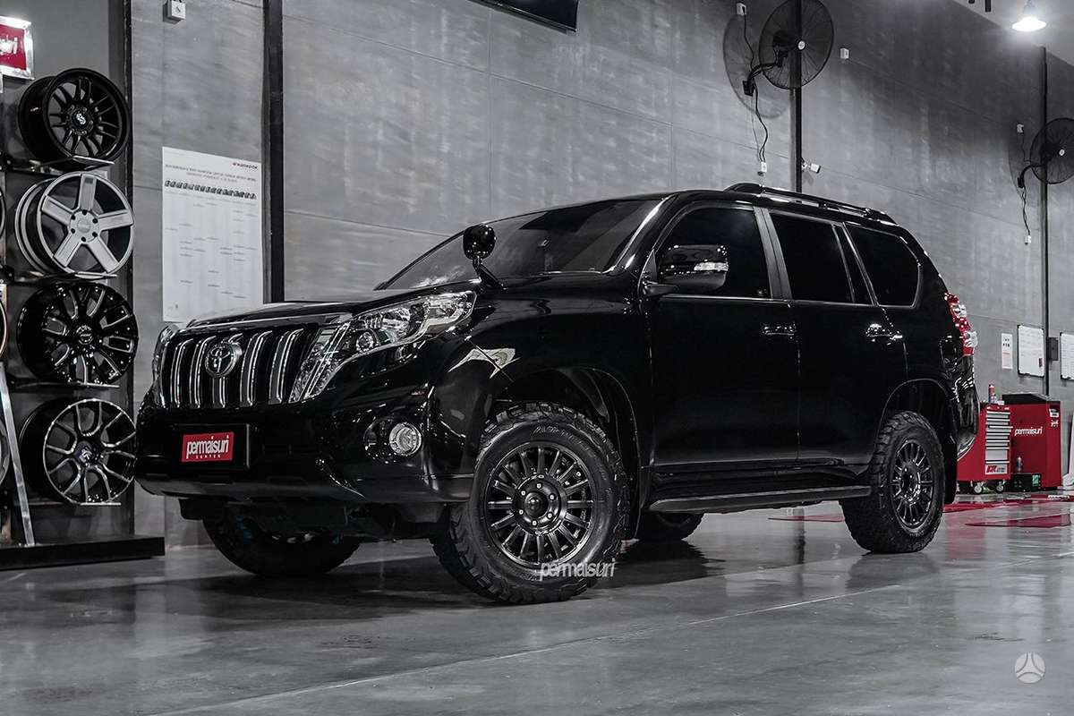 OZ Racing Rally Raid Matt Black, light alloy, R17