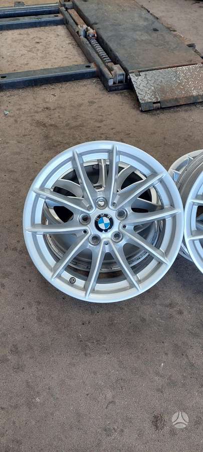 BMW, lengvojo lydinio, R16