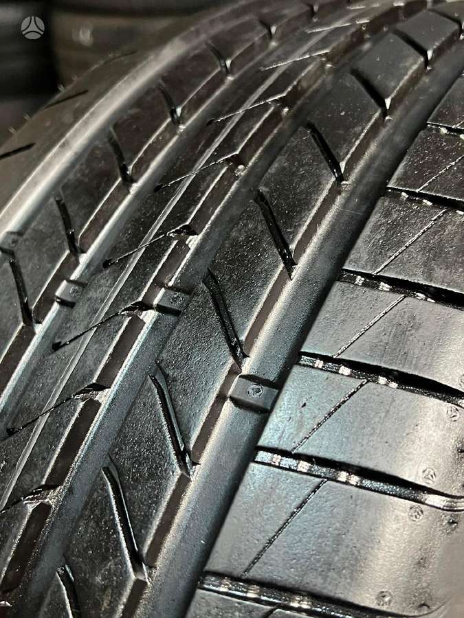 Goodyear EFFICIENTGRIP (RUN FLAT), summer 235/45 R19