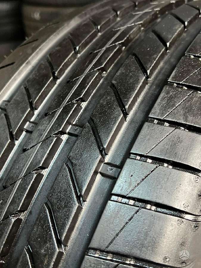 Goodyear EFFICIENTGRIP (RUN FLAT), vasaras 235/45 R19