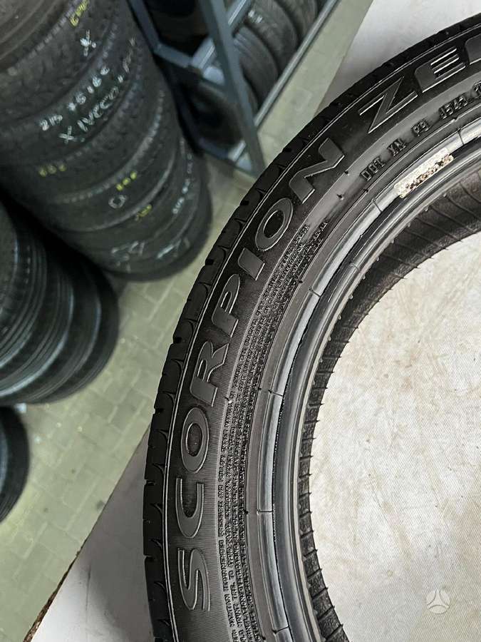 Pirelli P ZERO ASIMMETRICO, summer 235/45 R19