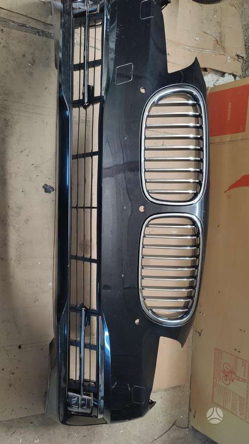 BMW 7 serija bamperi