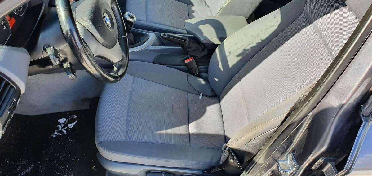BMW 118 Dalimis