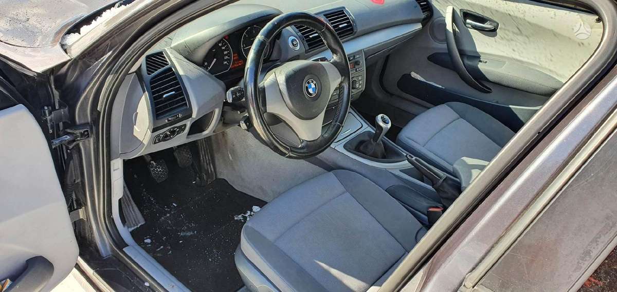 BMW 118 Dalimis