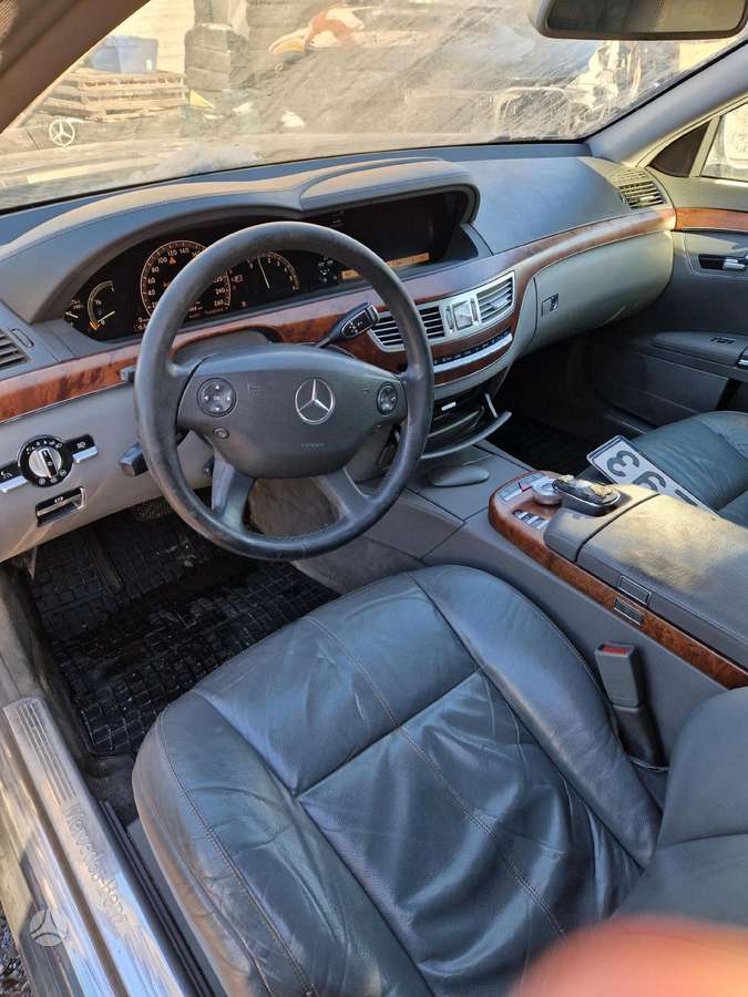 Mercedes-Benz S500