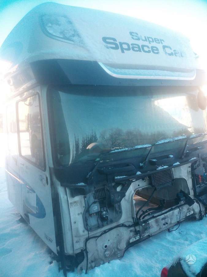 DAF XF 480 FTP, vilcējs