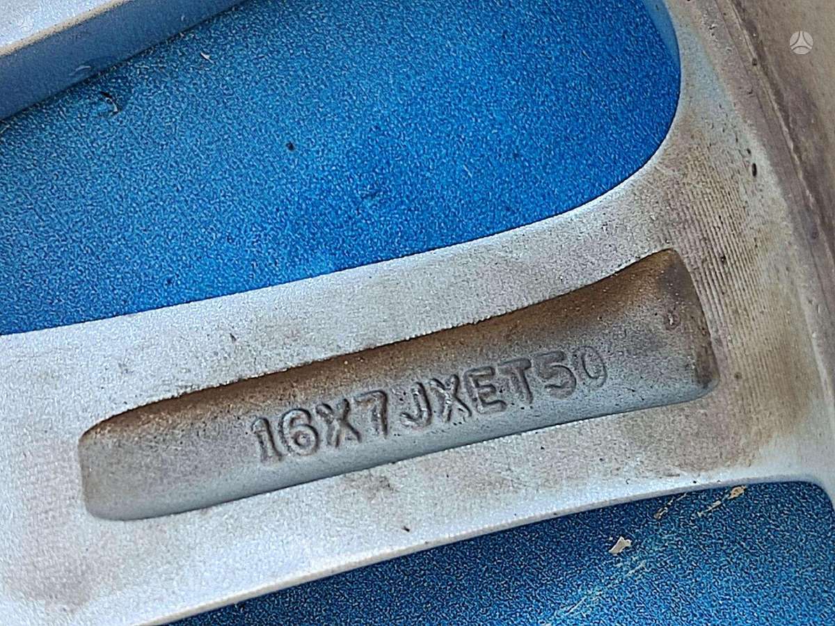 Ford Focus, lengvojo lydinio, R16