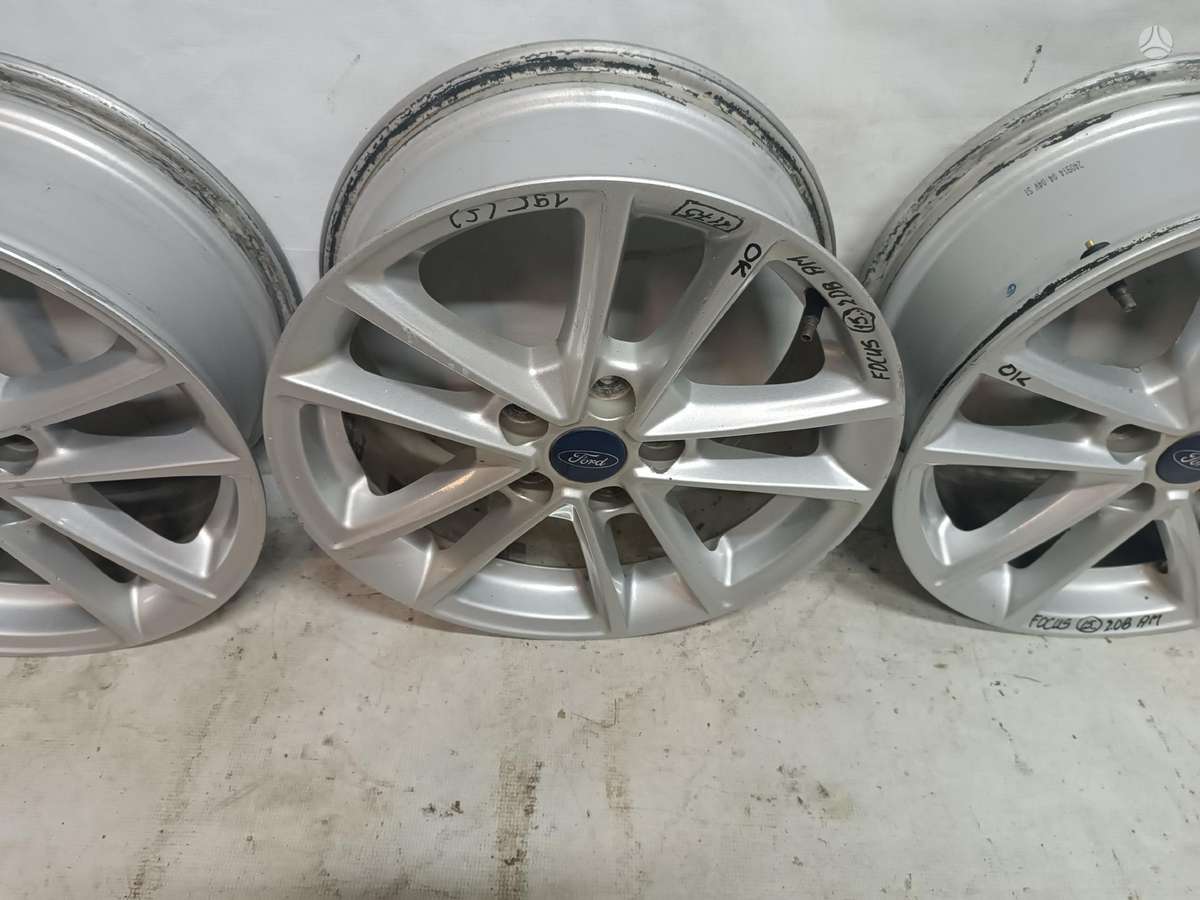 Ford Focus, lengvojo lydinio, R16