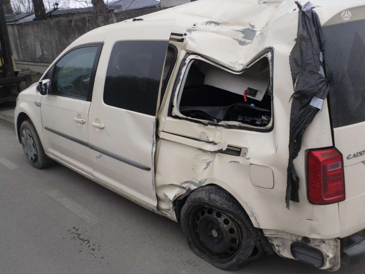 Volkswagen Caddy Maxi по частям
