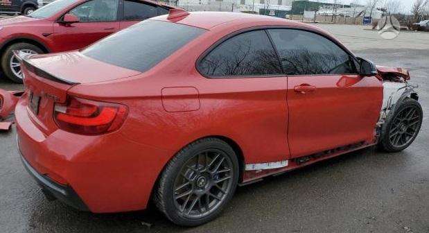 BMW M235