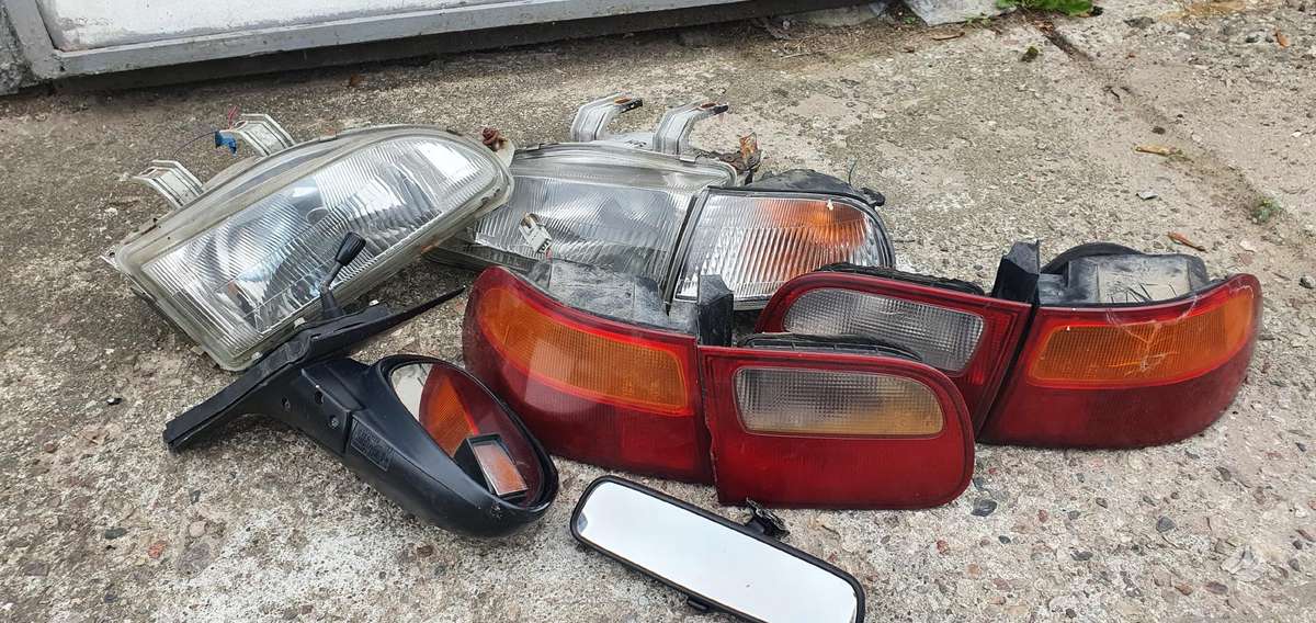 Honda Civic kėbulo dalys