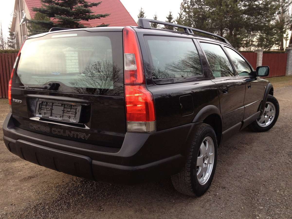 Volvo XC70 Galimas detaliu pristatymas