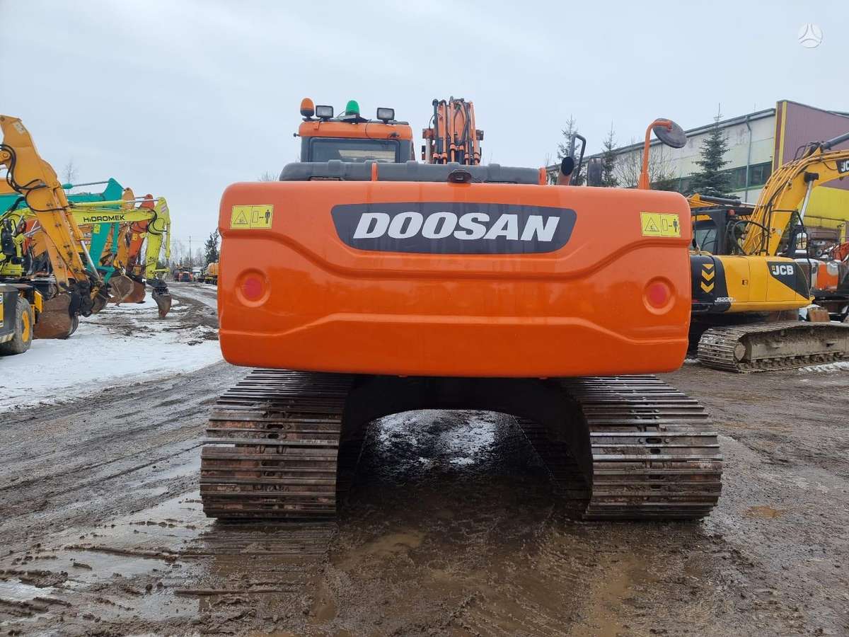 Doosan DX225LC, ekskavatori