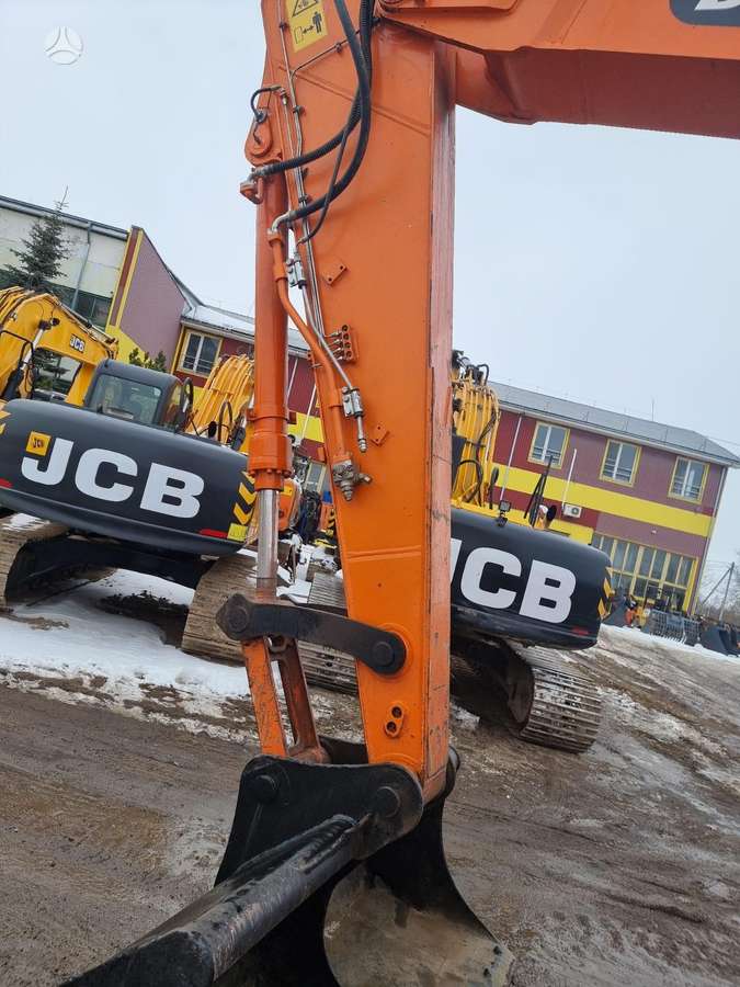 Doosan DX225LC, ekskavatori