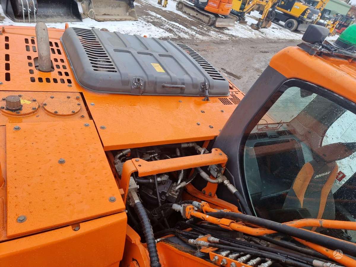 Doosan DX225LC, экскаваторы