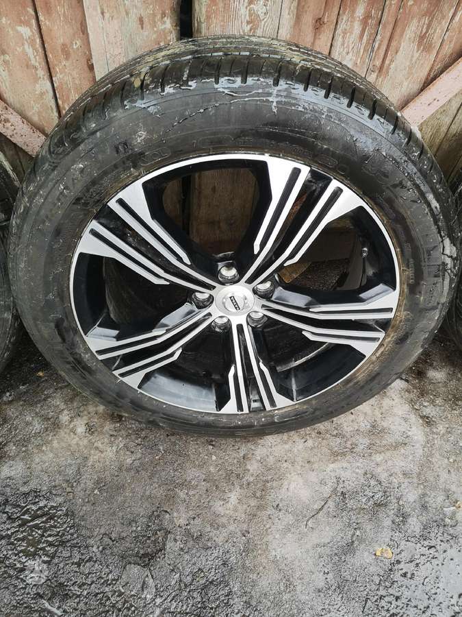 Volvo, lengvojo lydinio, R19