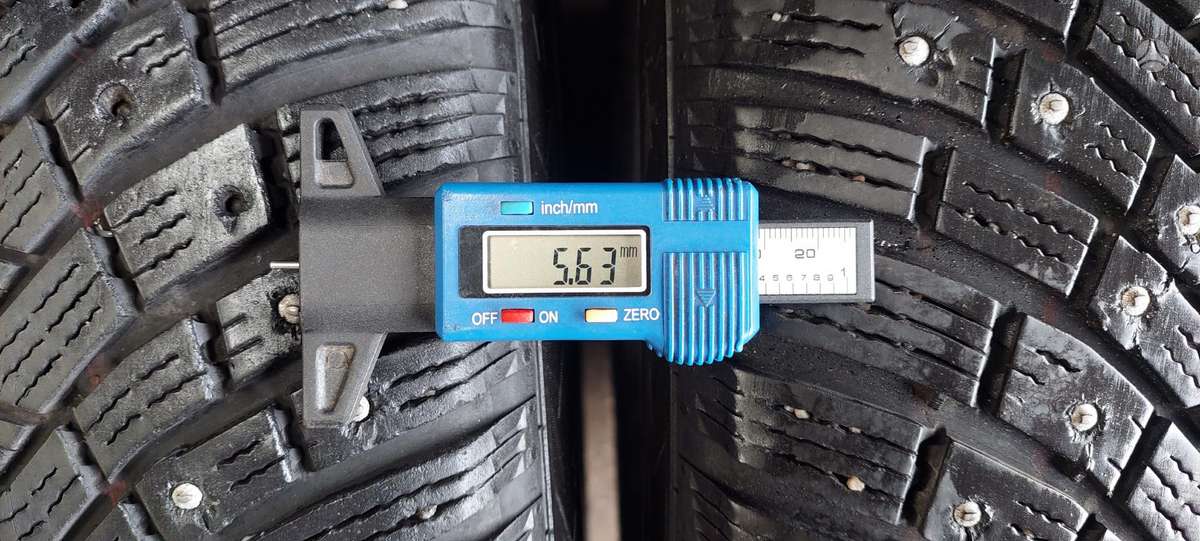 Continental, winter 215/60 R16