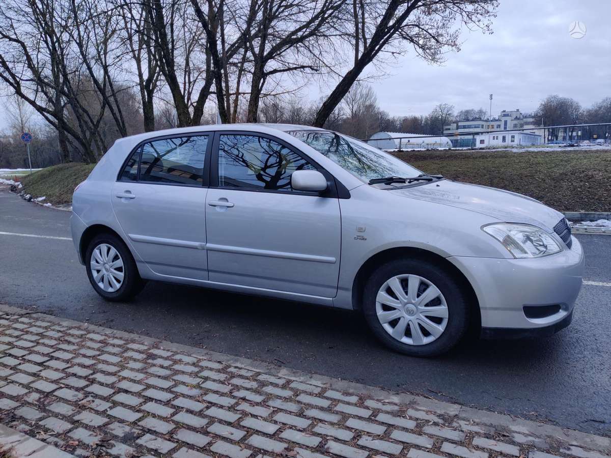 Volkswagen Touran, Минивэн