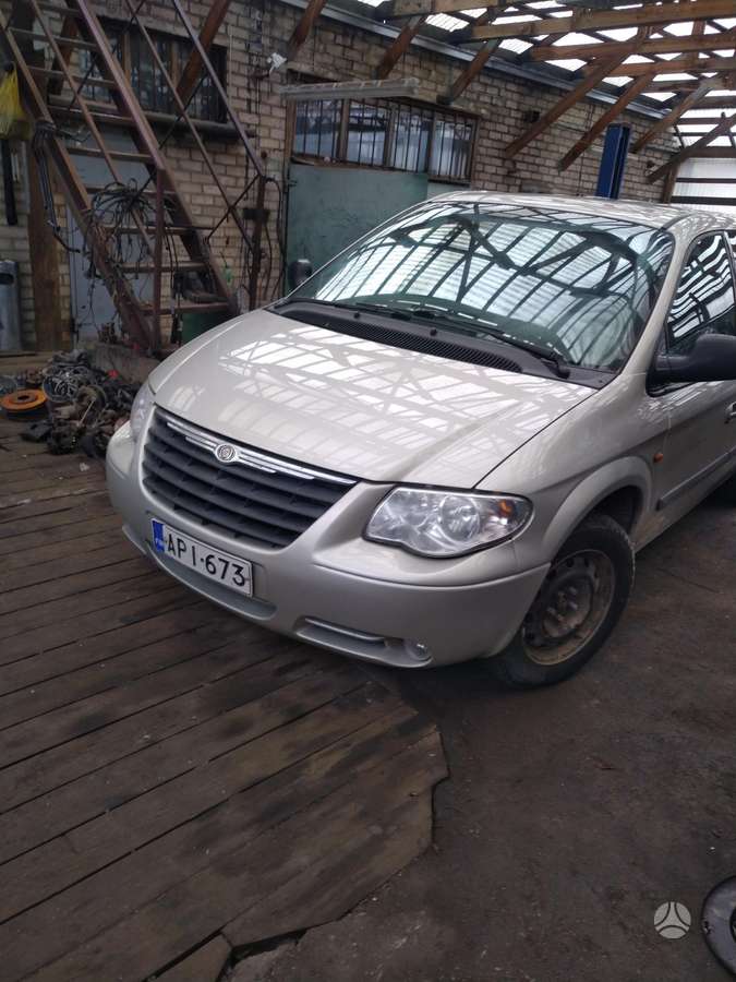 Chrysler Voyager Lt neksplotuota suteikem šiem auto servizo paslaugas