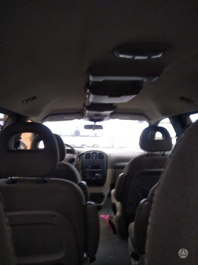 Chrysler Voyager Lt neksplotuota suteikem šiem auto servizo paslaugas