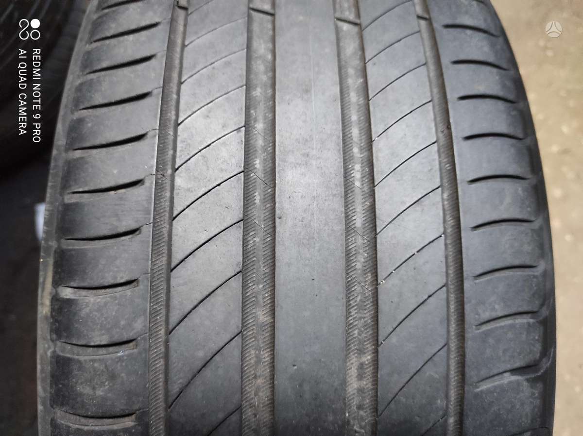 Dunlop, vasarinės 225/45 R18