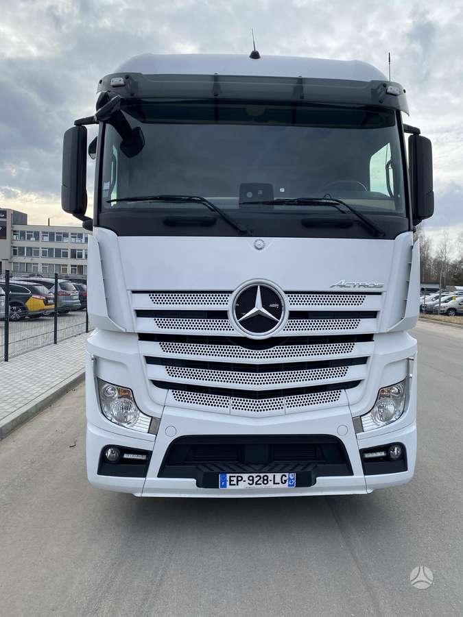 Mercedes-Benz Actros 1846 LS, single sleeper