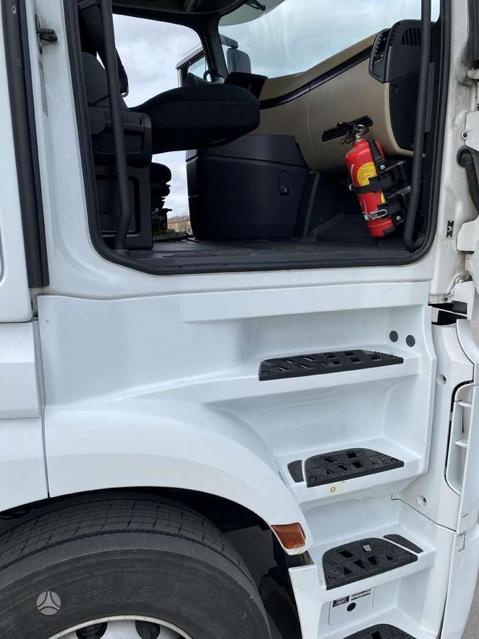 Mercedes-Benz Actros 1846 LS, single sleeper
